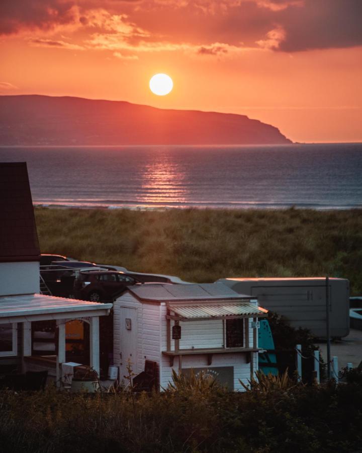 Tideaway - Cosy Seaside Village Bungalow Near Beachキャッスルロック エクステリア 写真